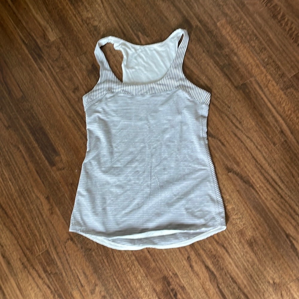 Lulu razor back